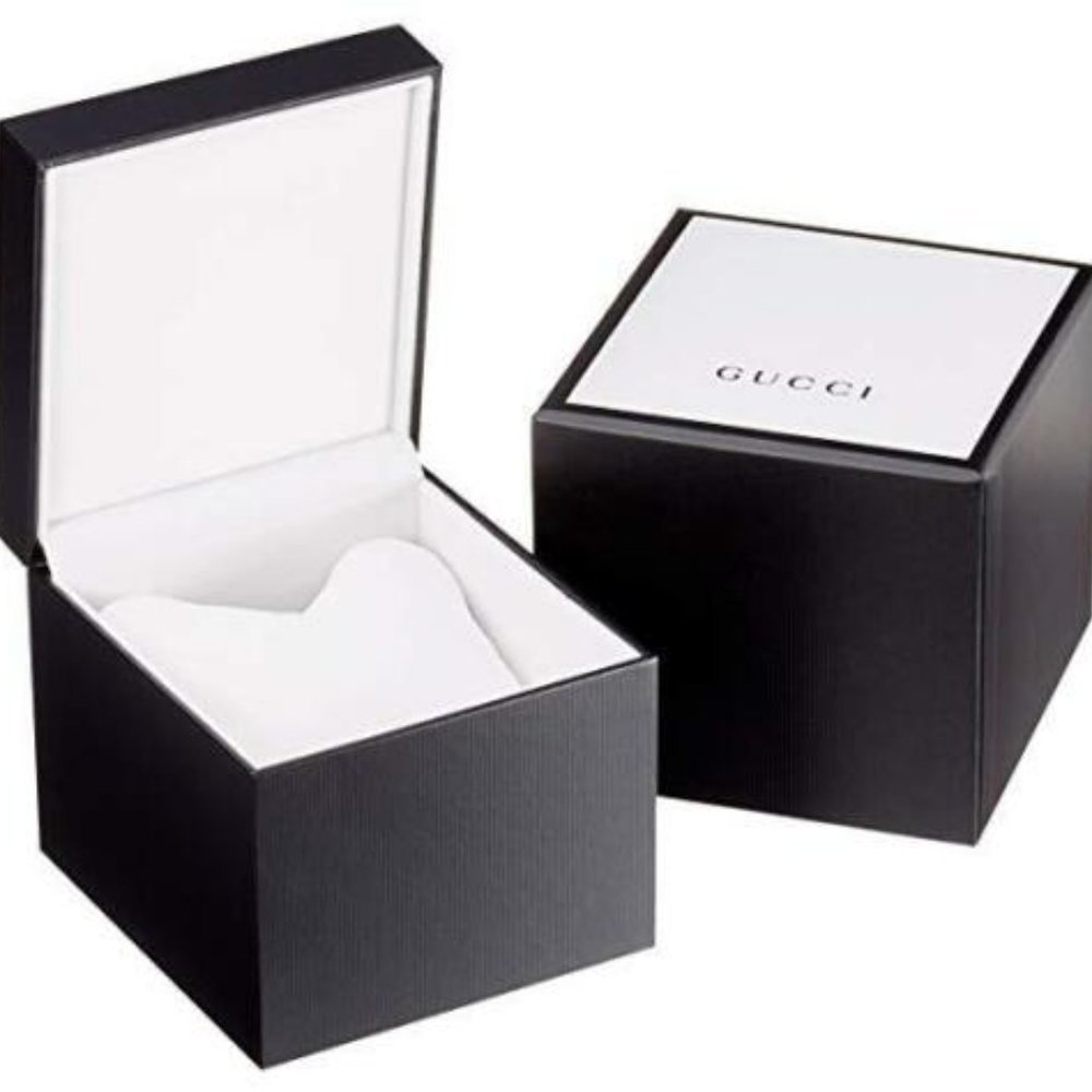 SALE! GUCCI 46MM STEEL WATCH! W/ BOX! - Picture 3 of 3